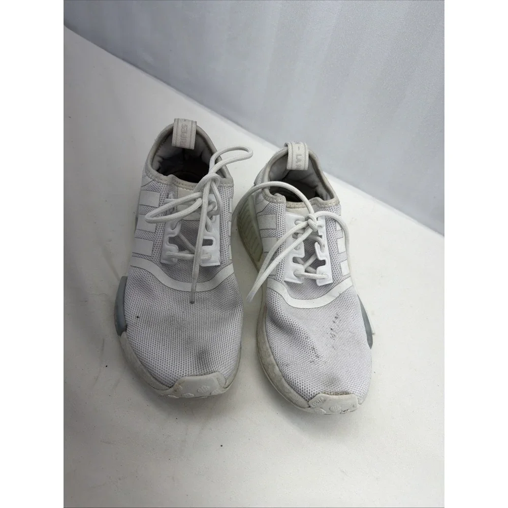 Adidas Originals Womens NMD R1‎ Sneakers White/White/Silver Metallic Size 3.5